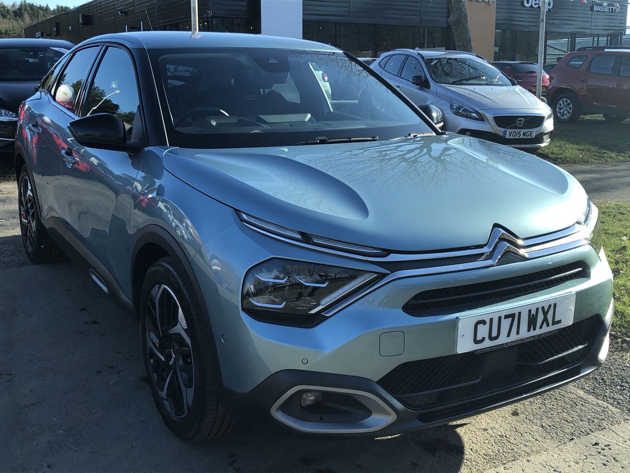 Main listing image - Citroen C4