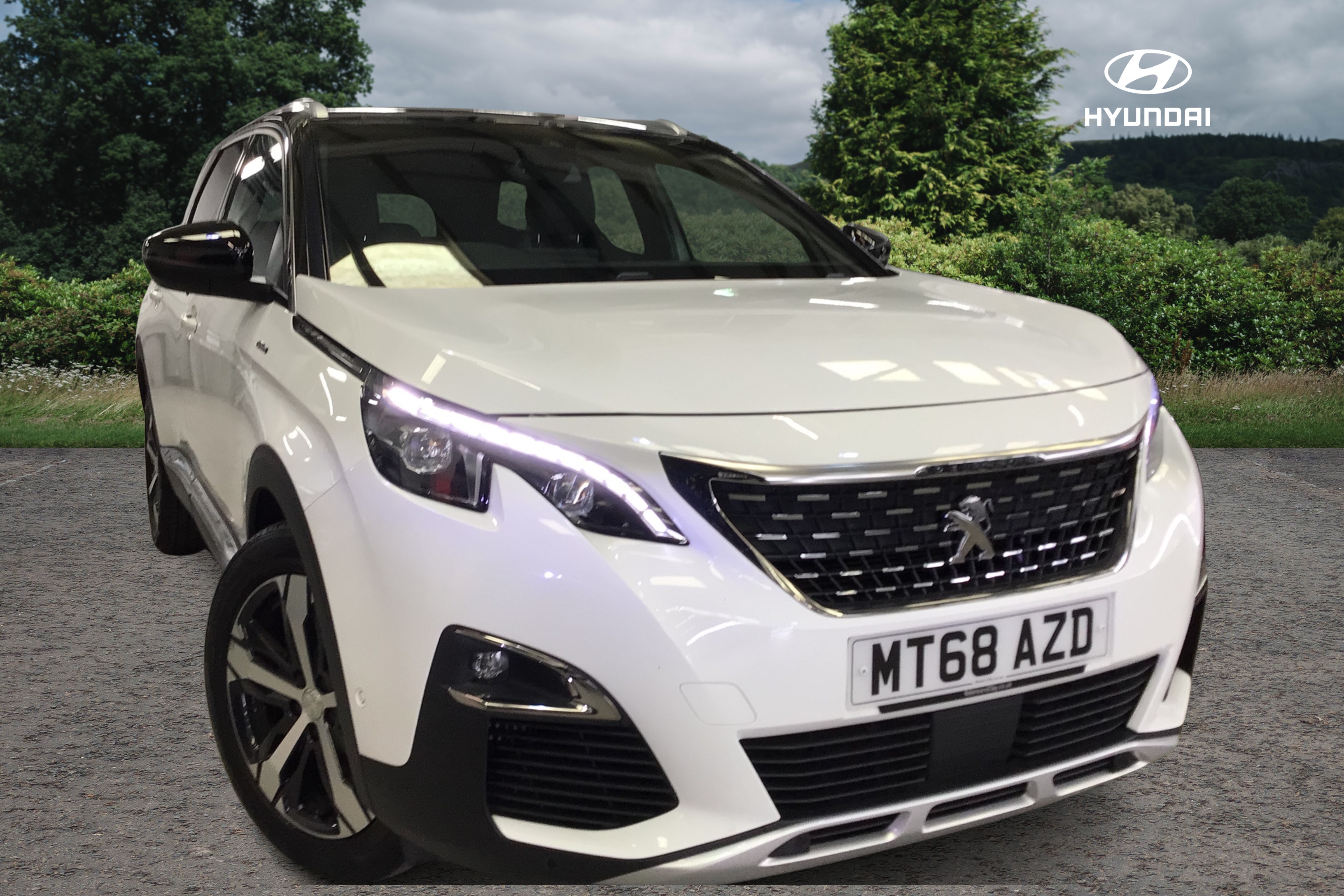 Main listing image - Peugeot 5008