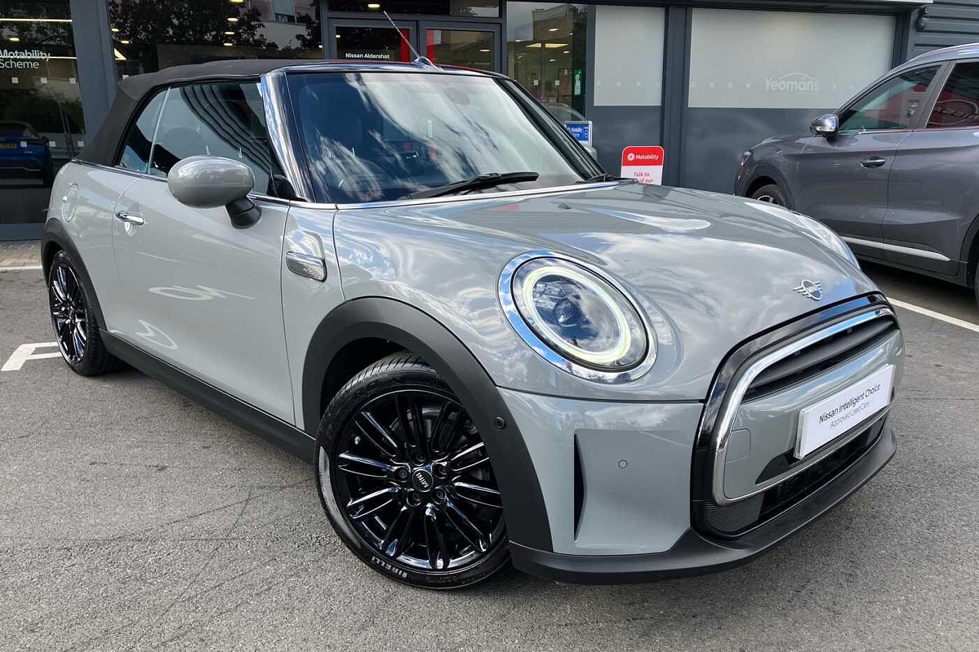 Main listing image - MINI Convertible