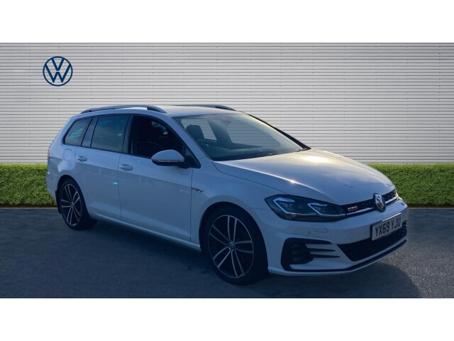 Main listing image - Volkswagen Golf Estate