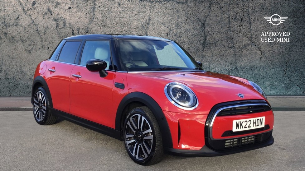 Main listing image - MINI Hatchback 5dr