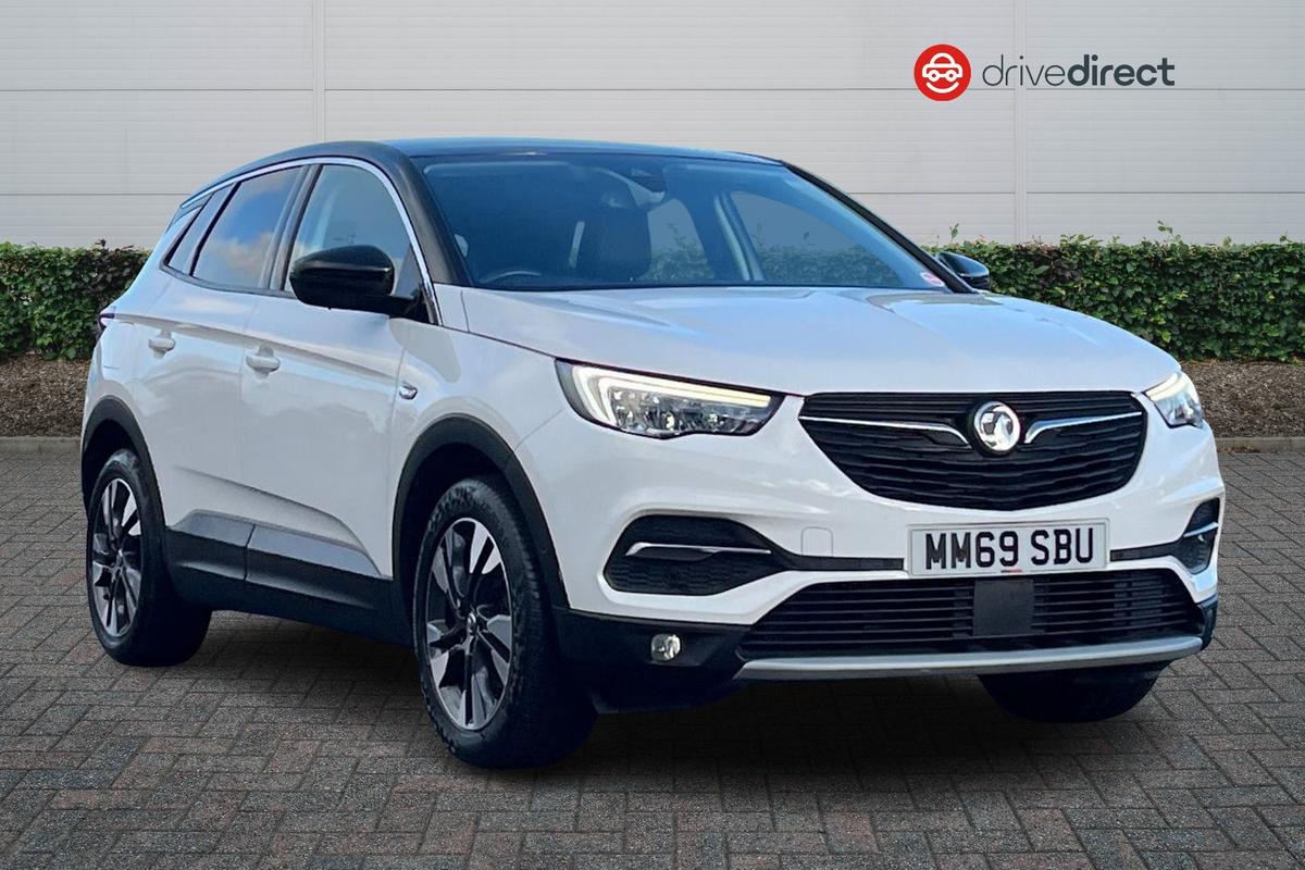 Main listing image - Vauxhall Grandland X