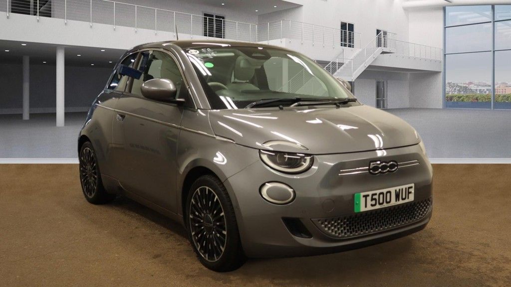 Main listing image - Fiat 500 Electric