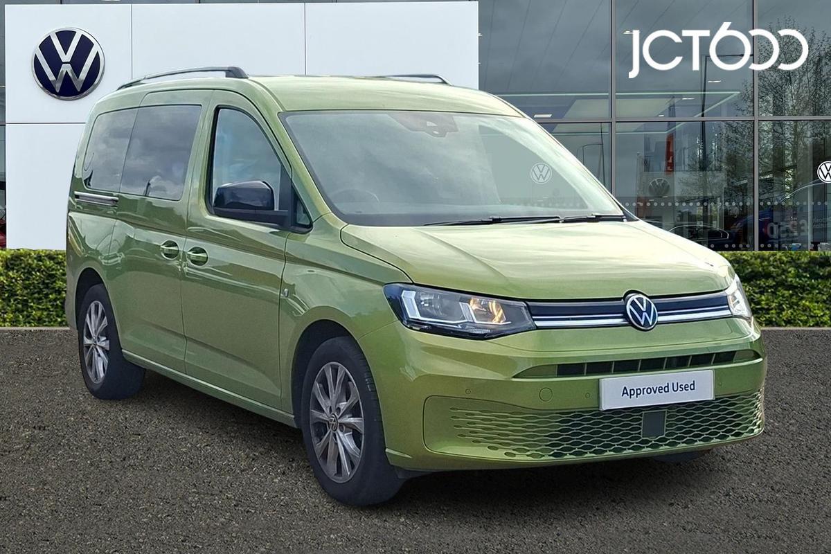 Main listing image - Volkswagen Caddy Maxi