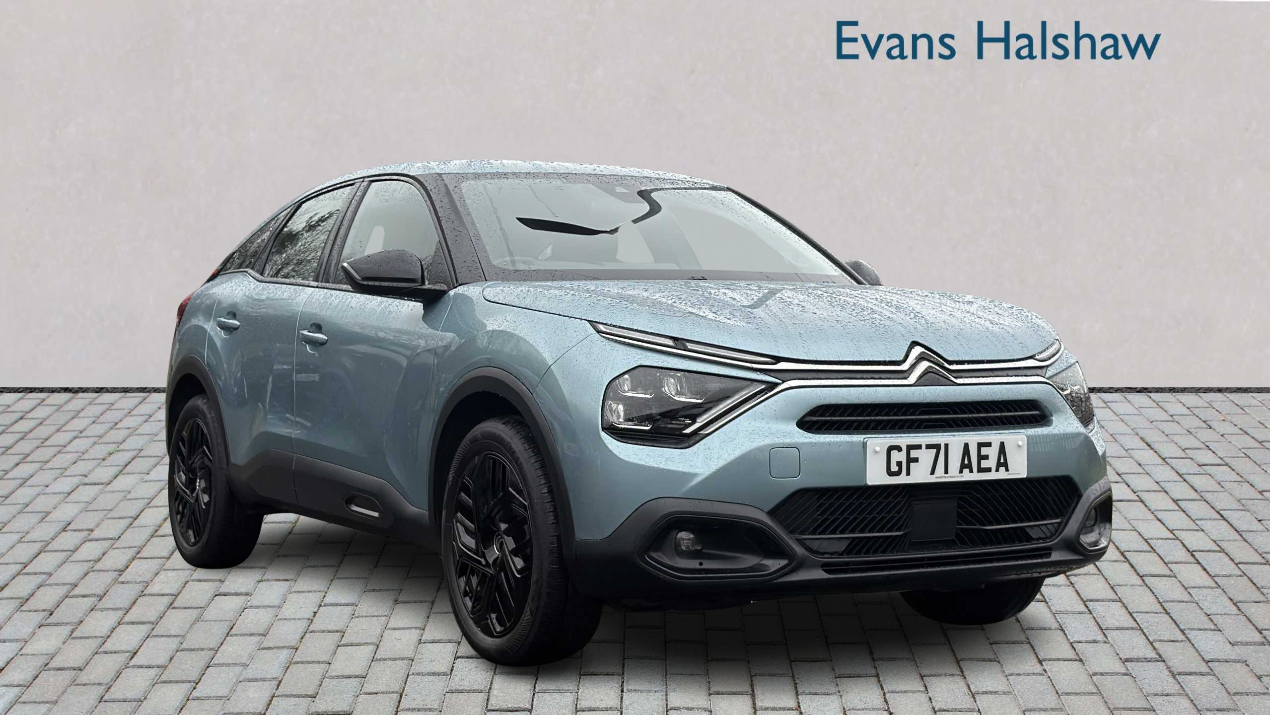 Main listing image - Citroen C4