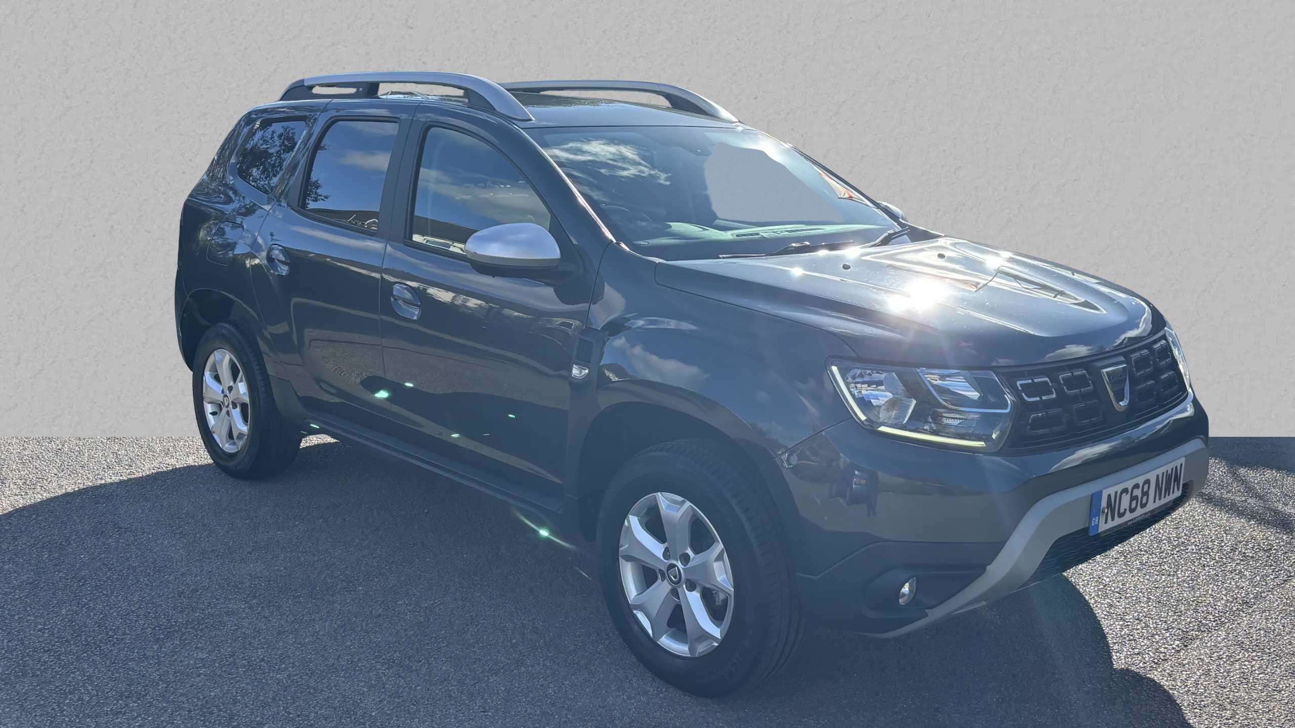 Main listing image - Dacia Duster