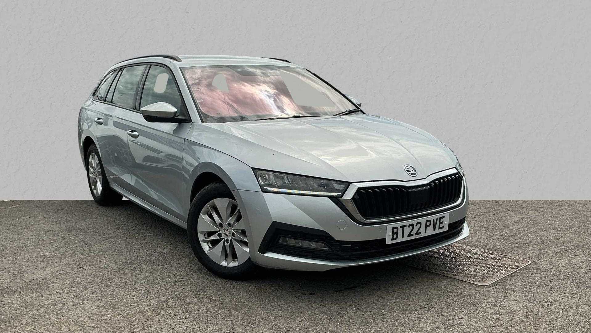 Main listing image - Skoda Octavia Estate