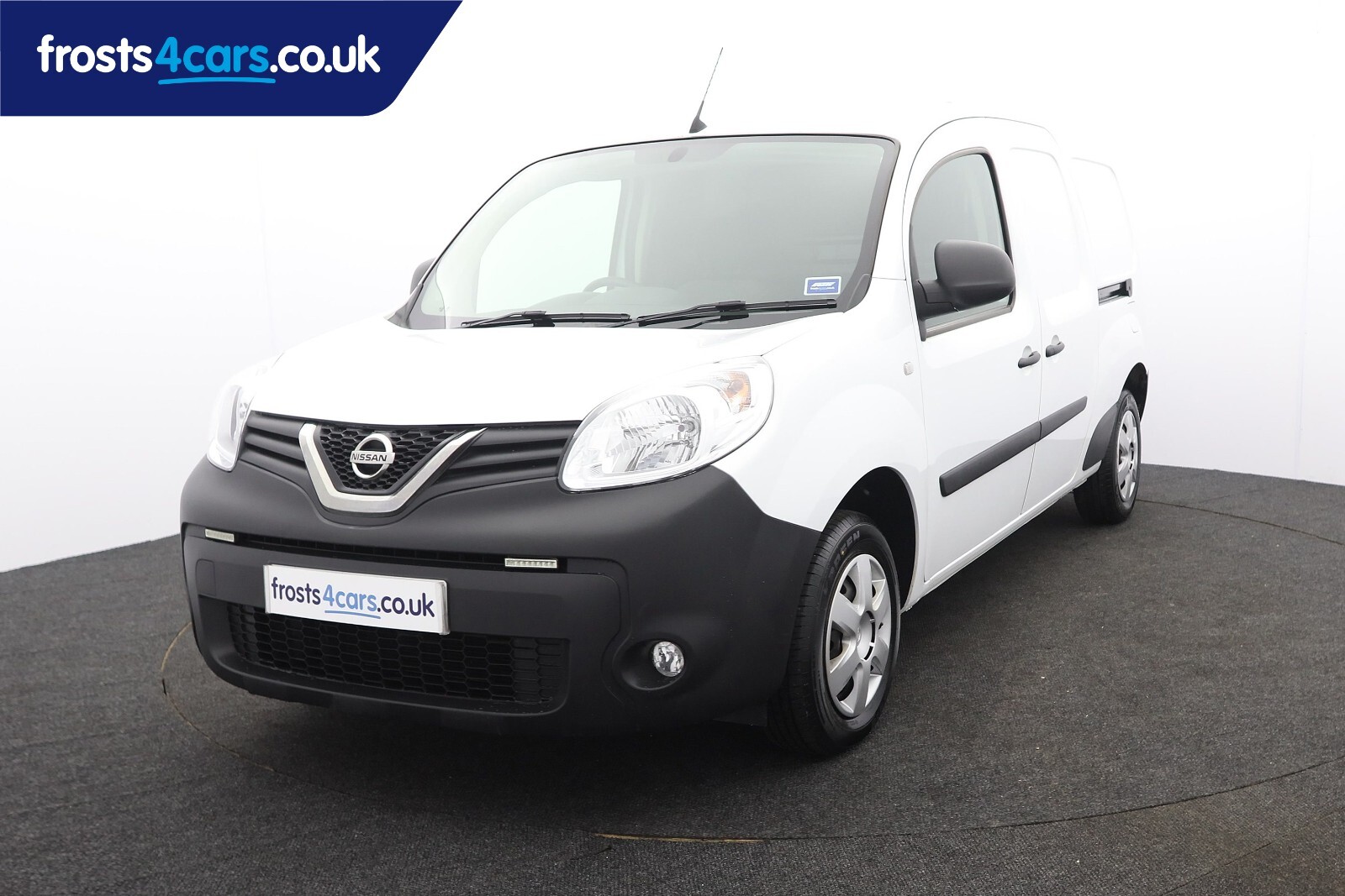 Main listing image - Nissan NV250