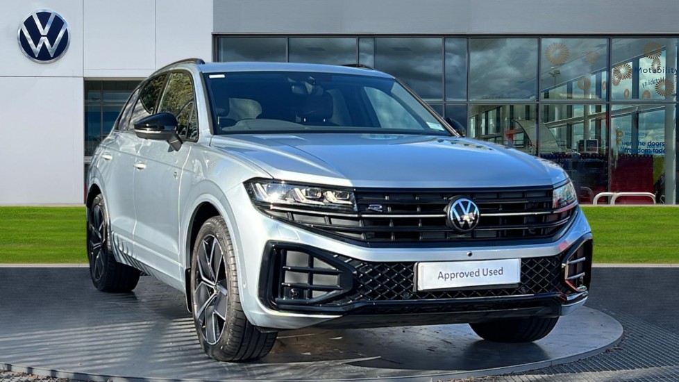 Main listing image - Volkswagen Touareg