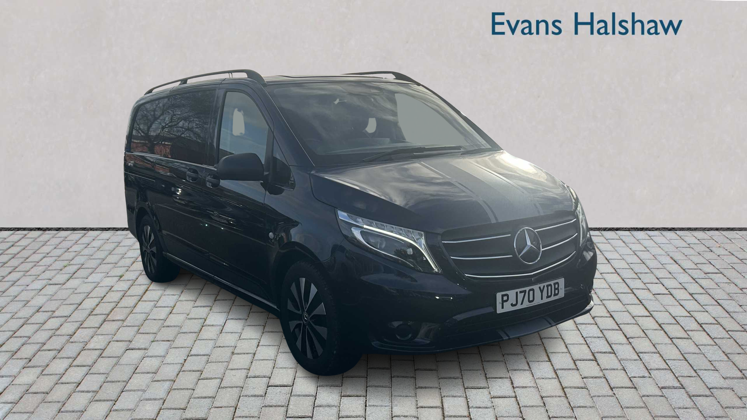 Main listing image - Mercedes-Benz Vito
