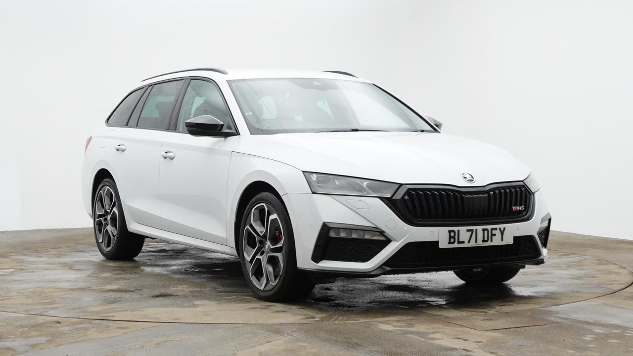 Main listing image - Skoda Octavia Estate