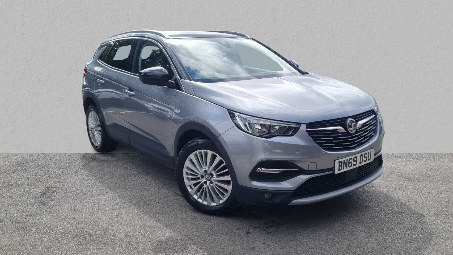 Main listing image - Vauxhall Grandland X