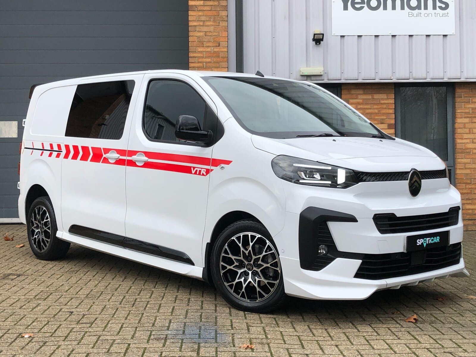 Main listing image - Citroen Dispatch