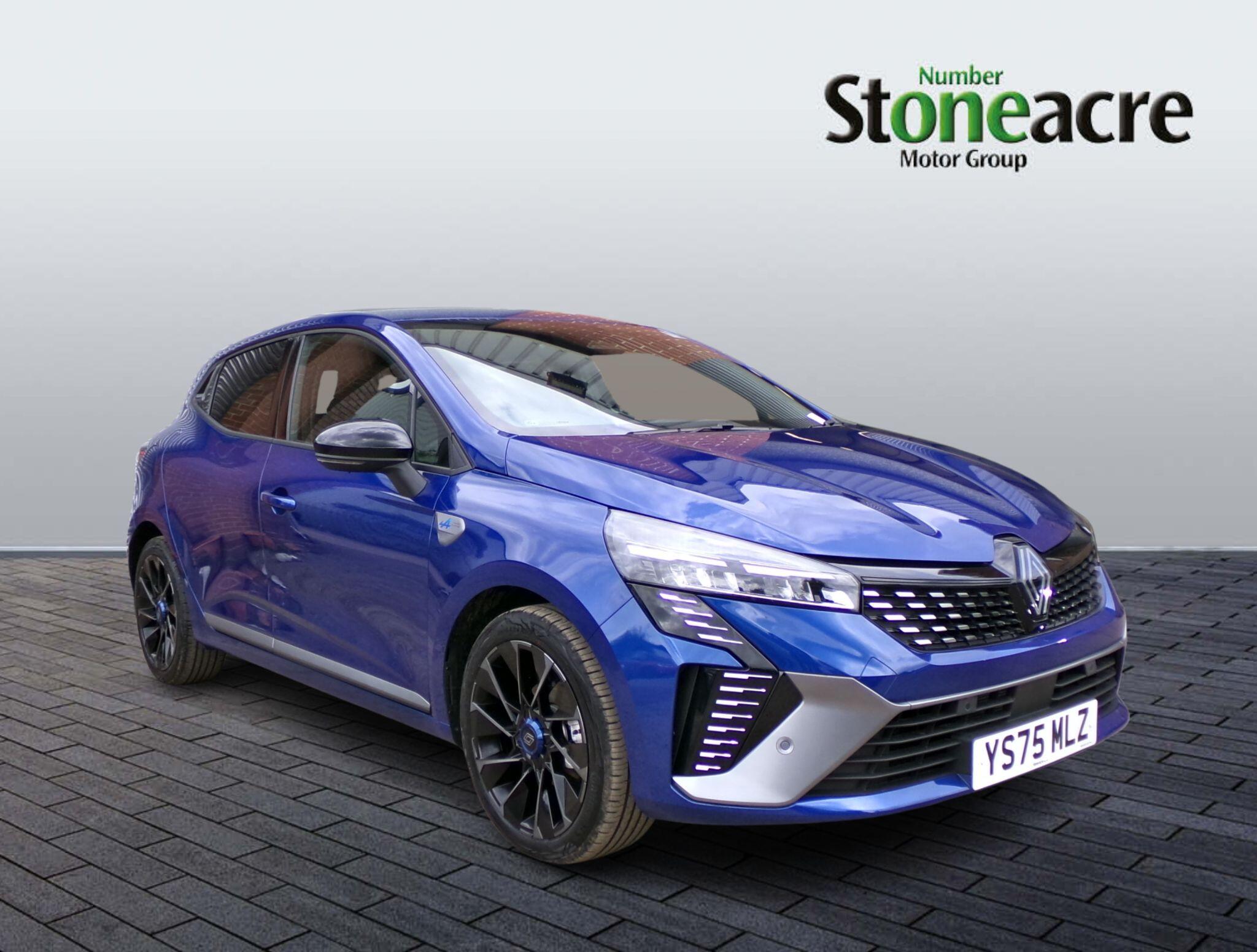 Main listing image - Renault Clio