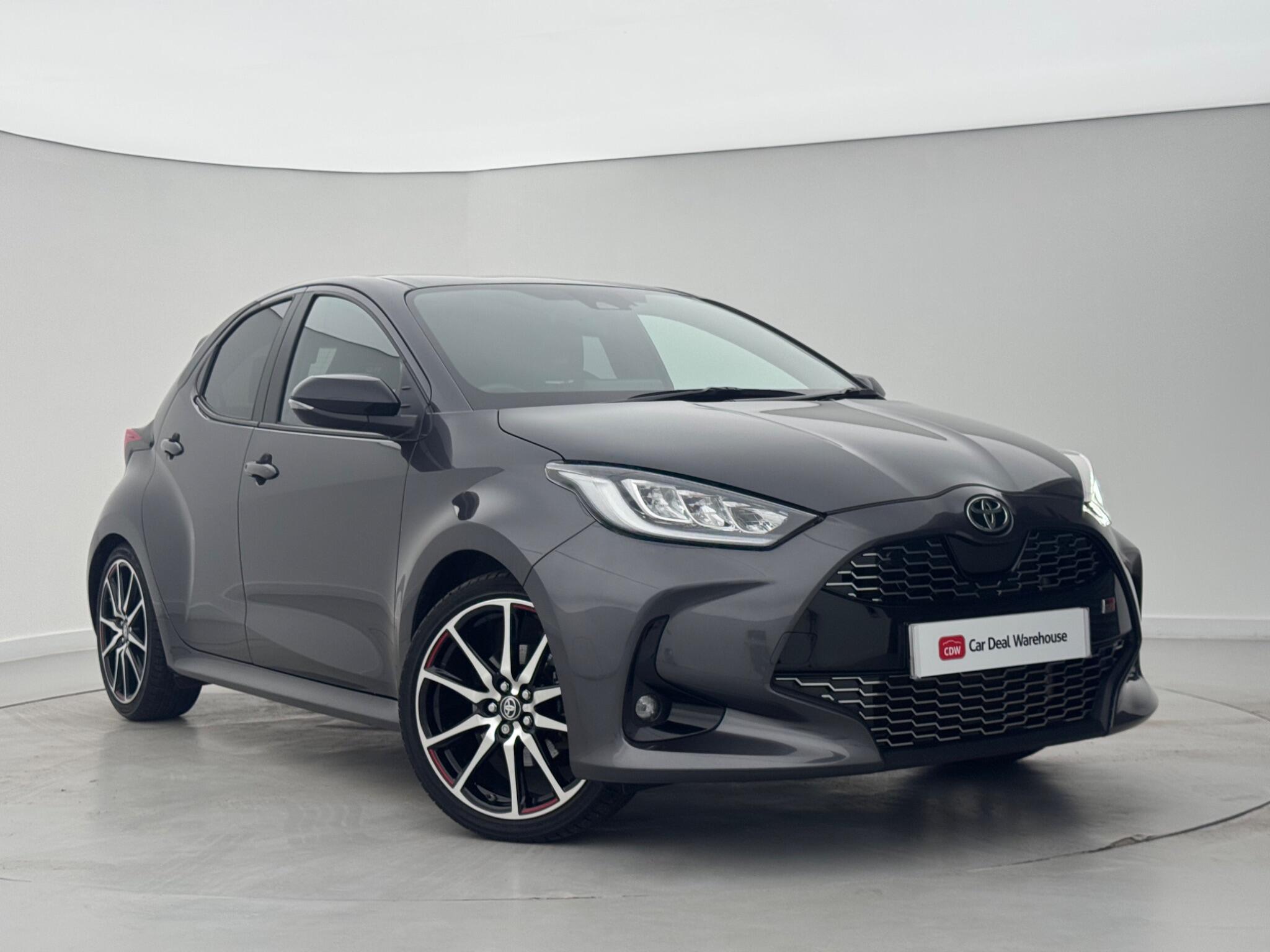 Main listing image - Toyota Yaris