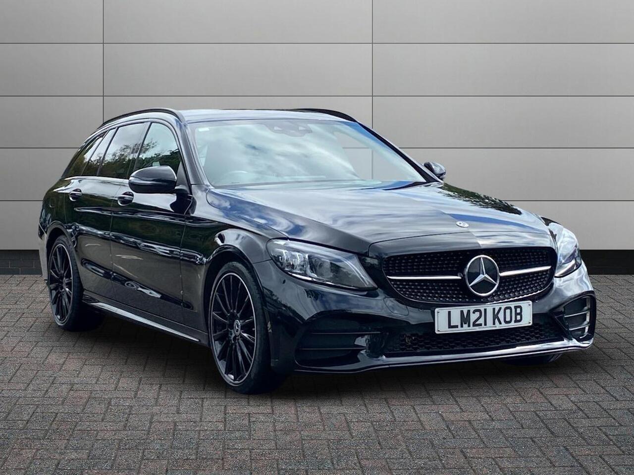Main listing image - Mercedes-Benz C-Class Estate