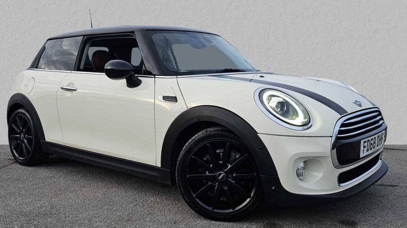 Main listing image - MINI Hatchback