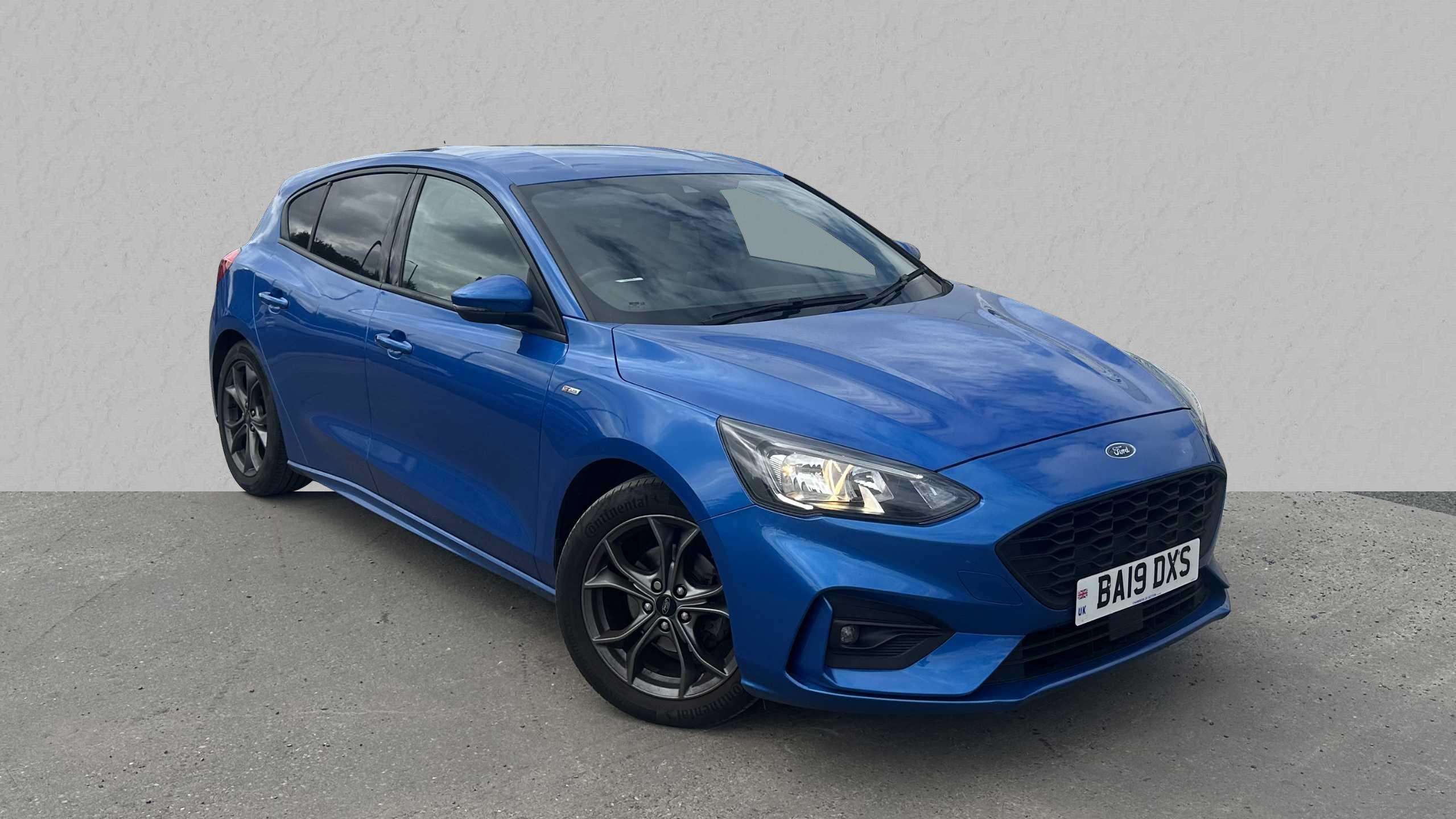 Main listing image - Ford Focus
