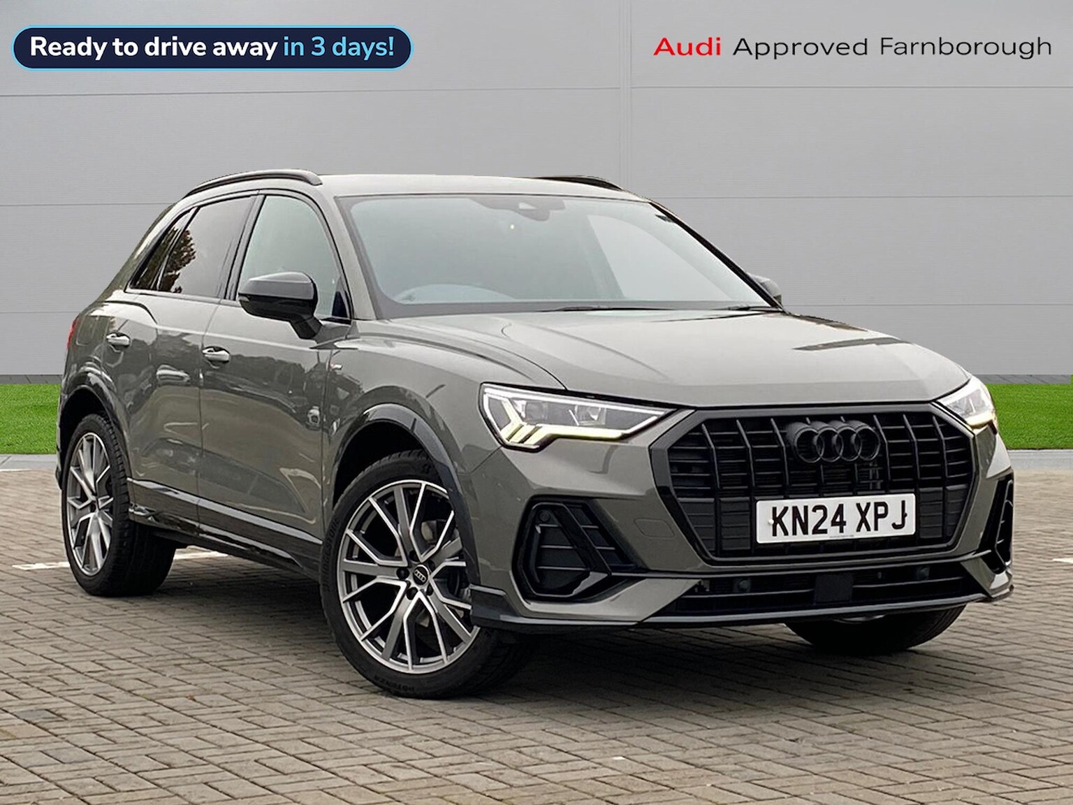 Main listing image - Audi Q3