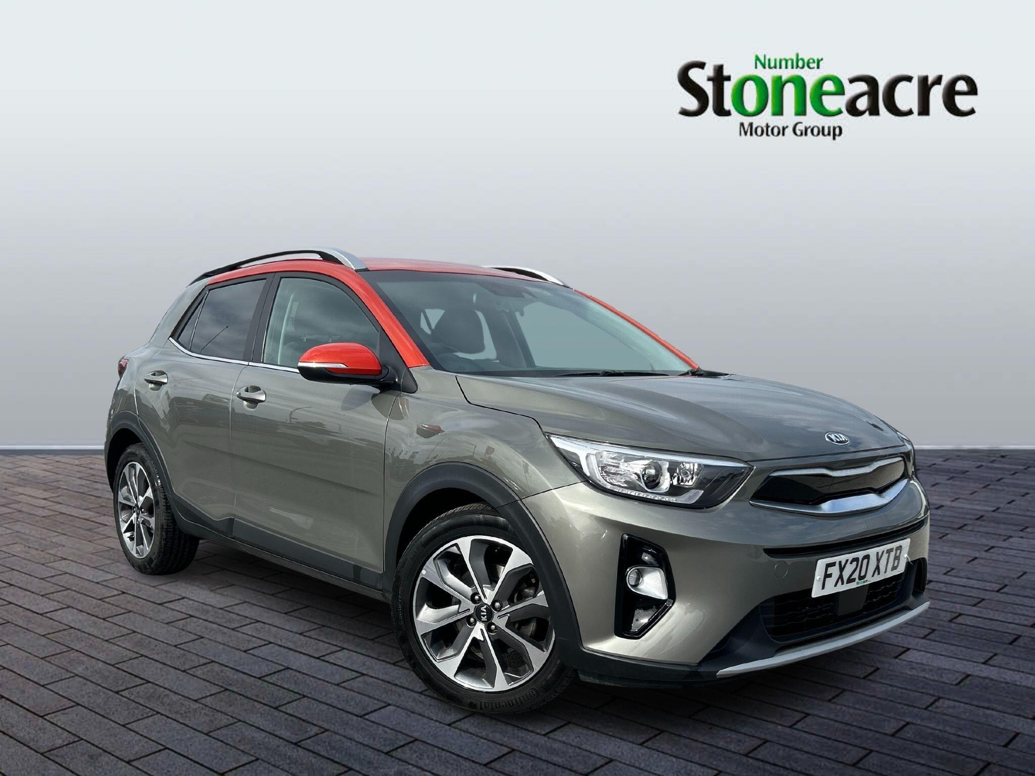 Main listing image - Kia Stonic