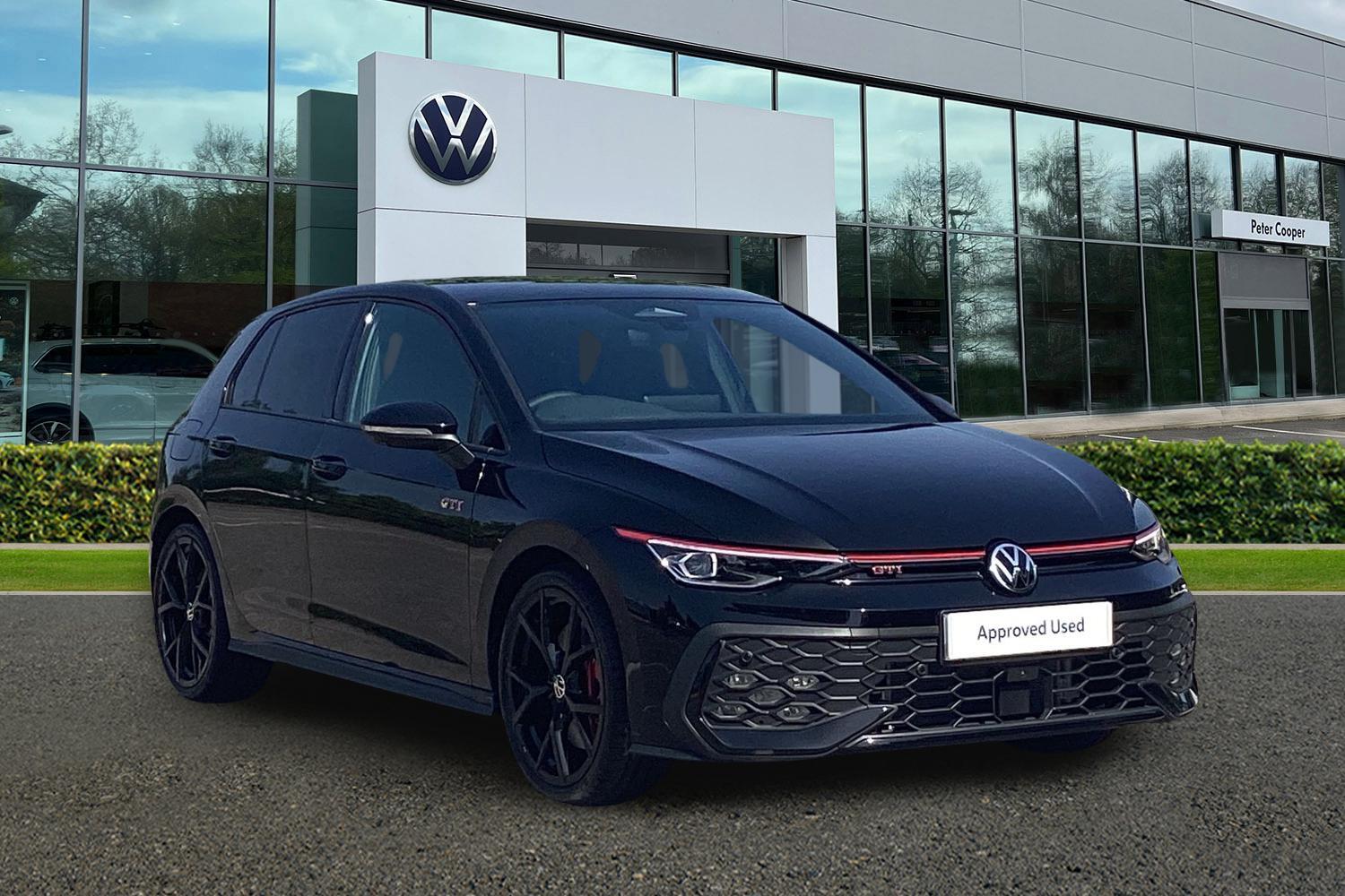Main listing image - Volkswagen Golf