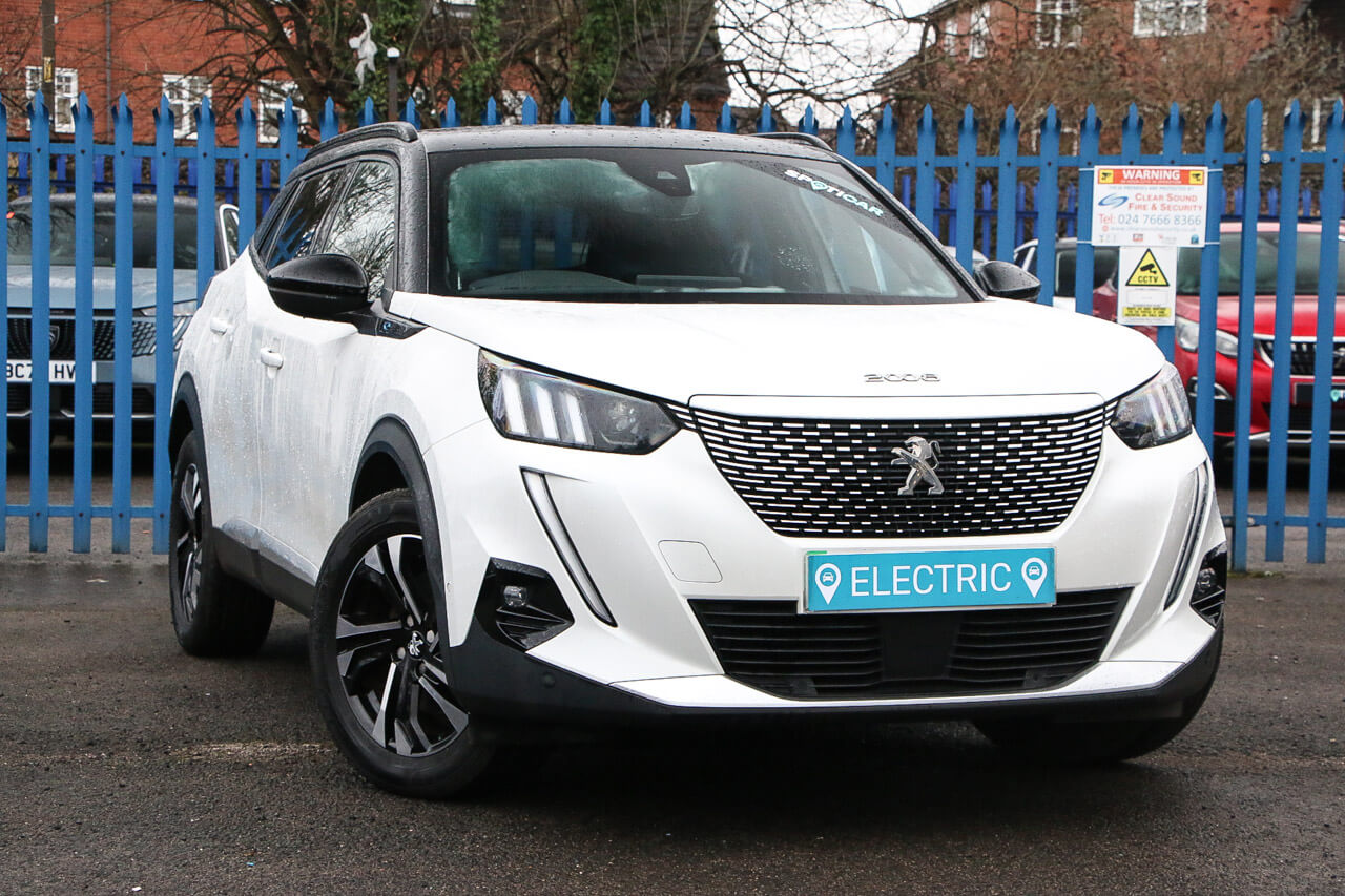 Main listing image - Peugeot e-2008