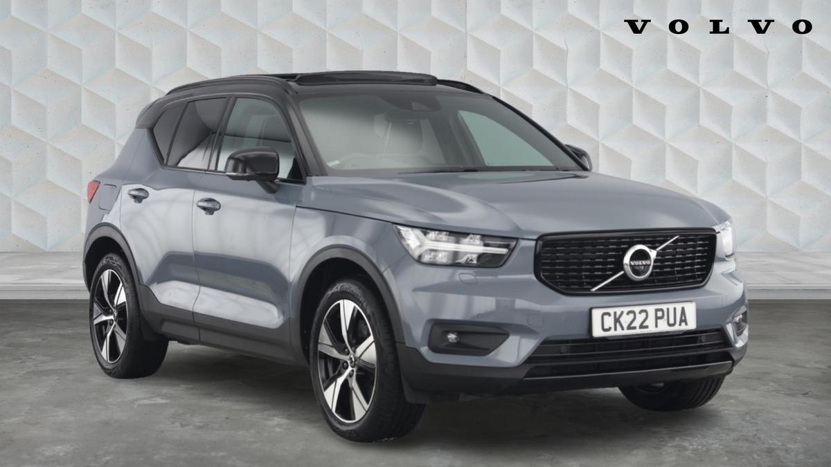 Main listing image - Volvo XC40 Recharge
