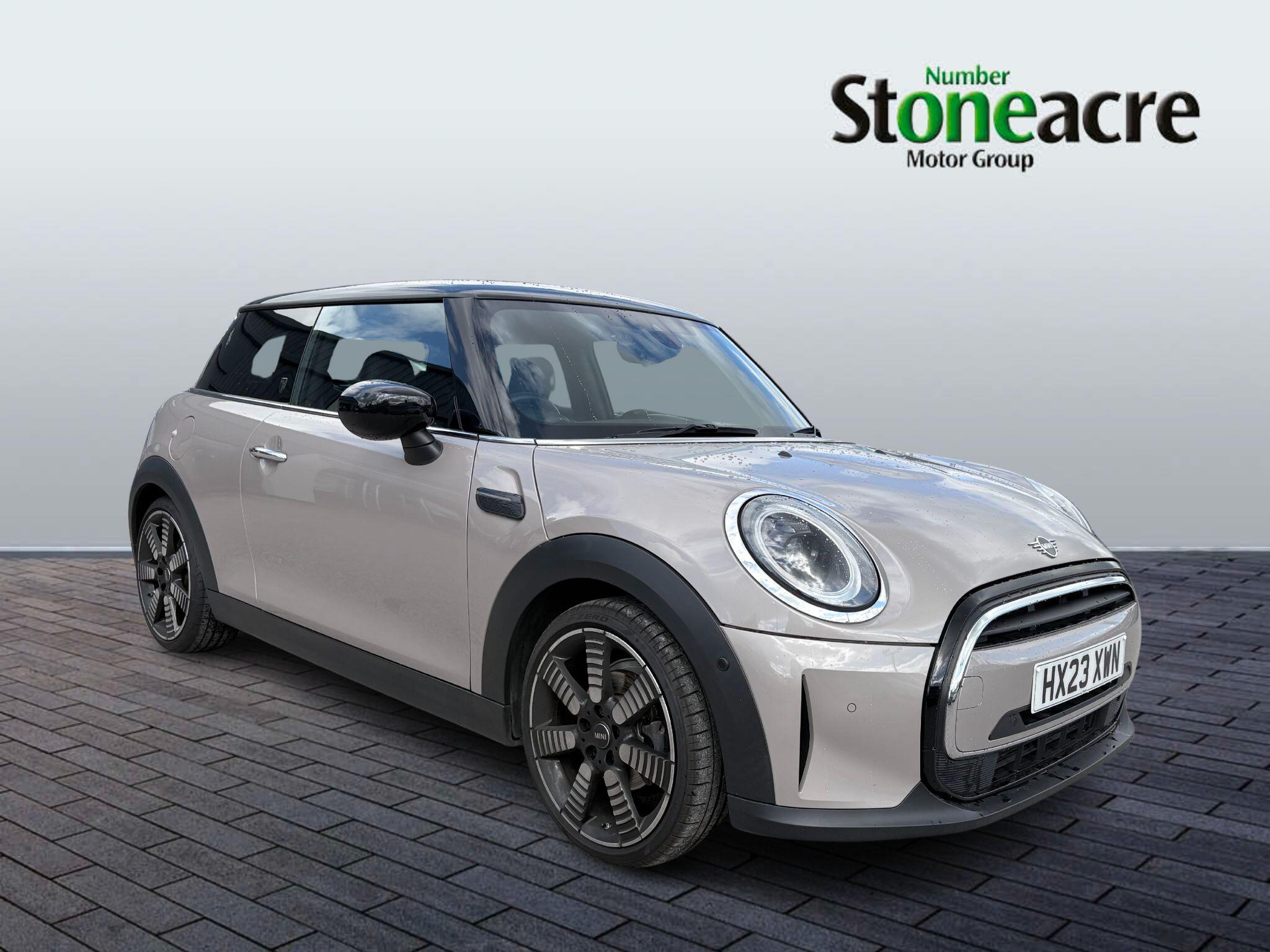 Main listing image - MINI Hatchback