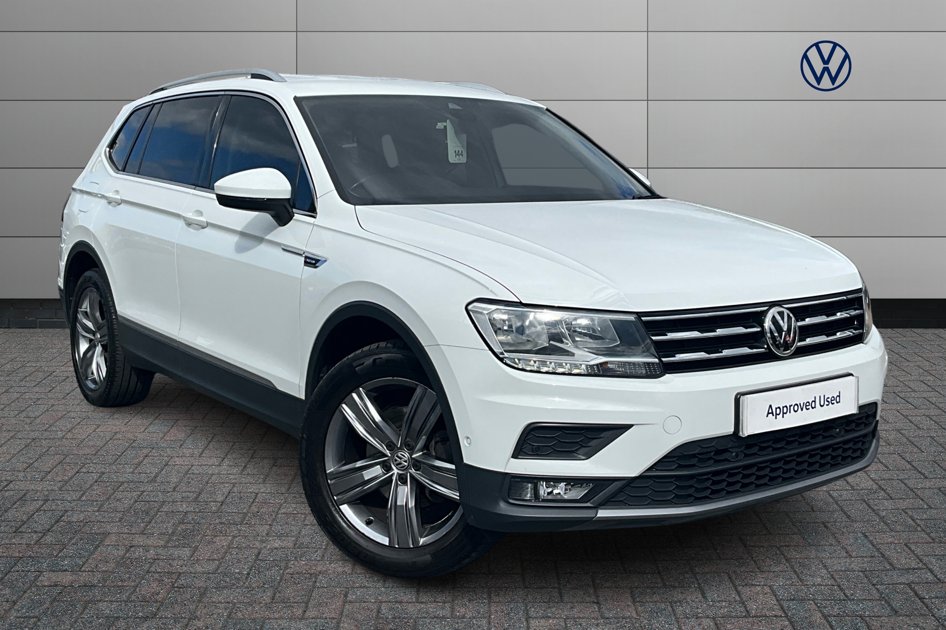 Main listing image - Volkswagen Tiguan Allspace