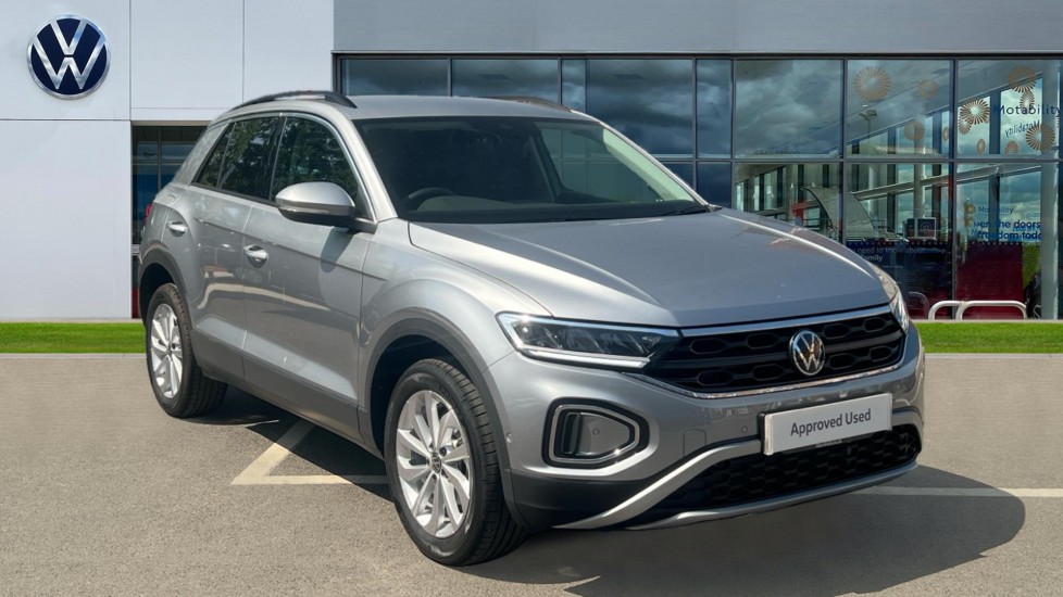 Main listing image - Volkswagen T-Roc
