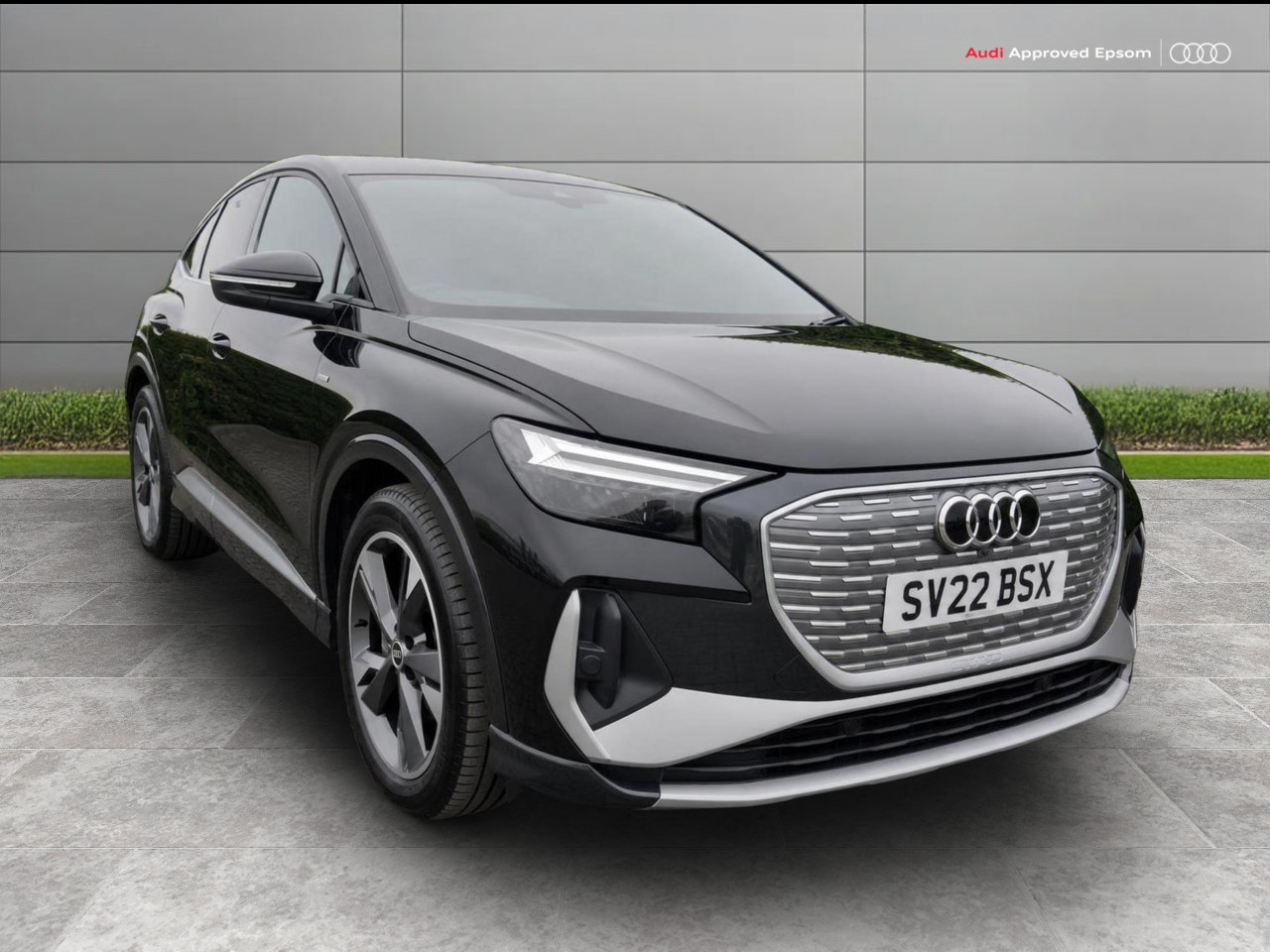 Main listing image - Audi Q4