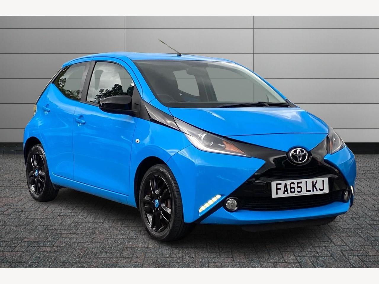 Main listing image - Toyota Aygo