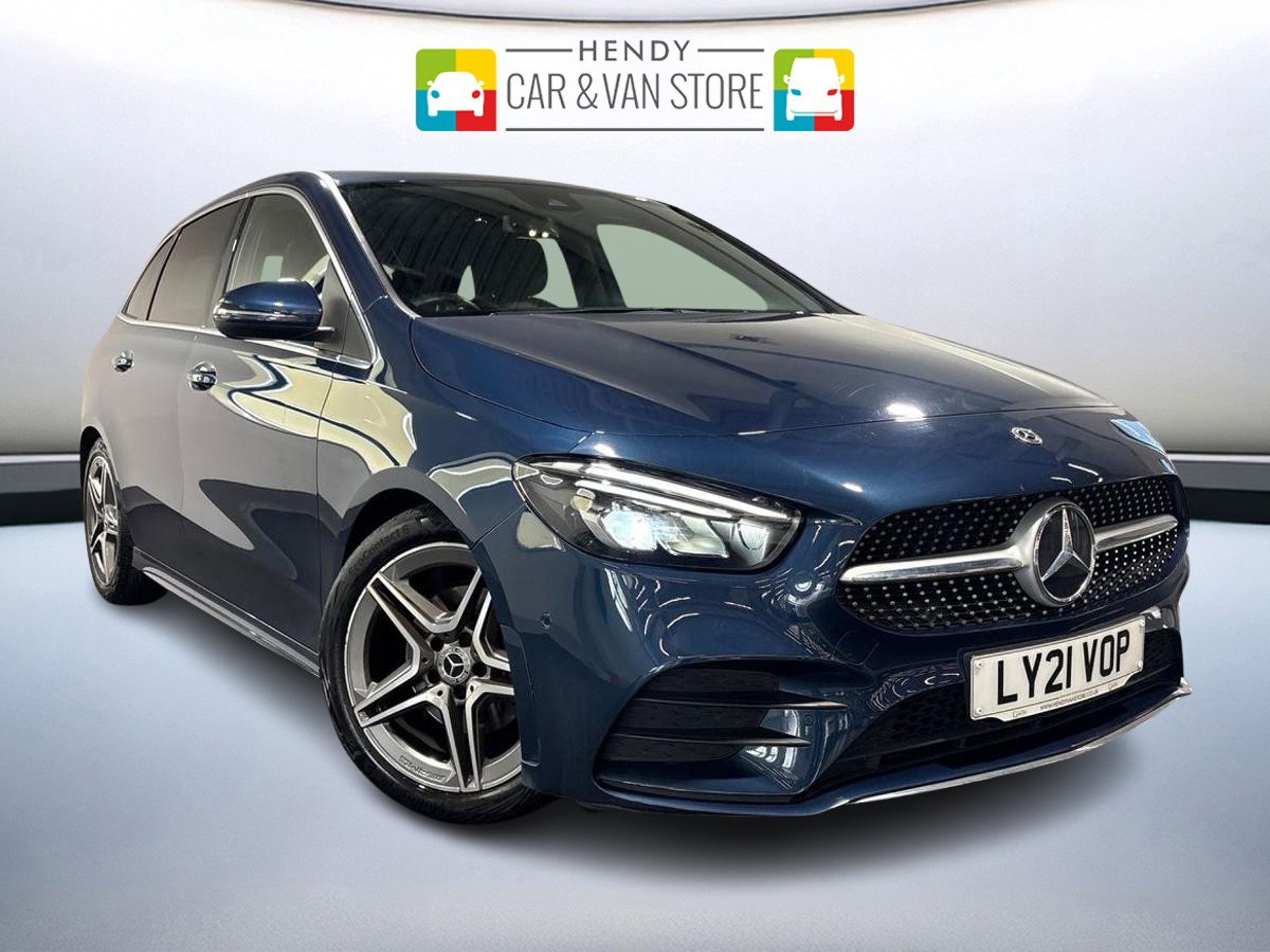 Main listing image - Mercedes-Benz B-Class