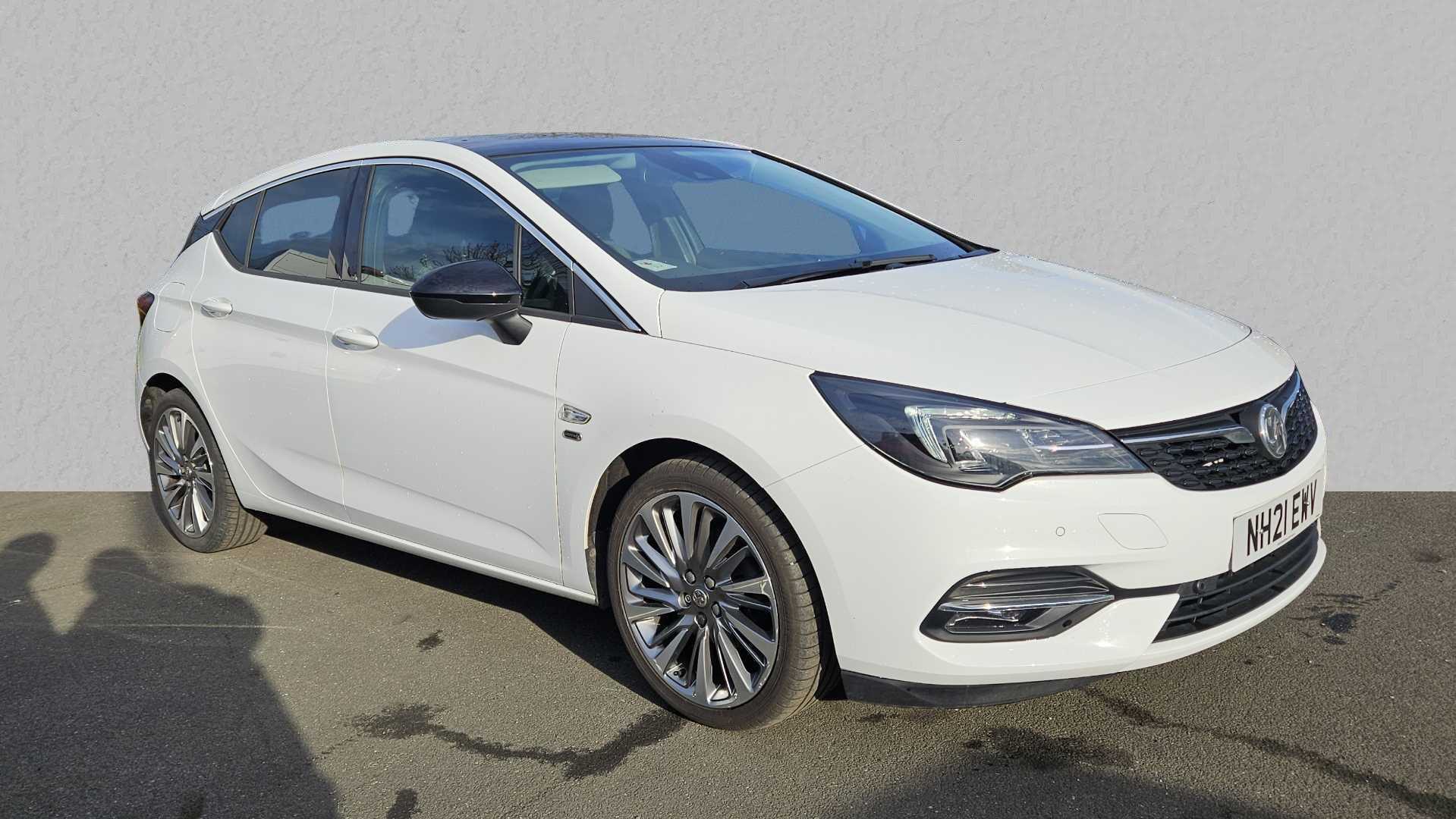 Main listing image - Vauxhall Astra