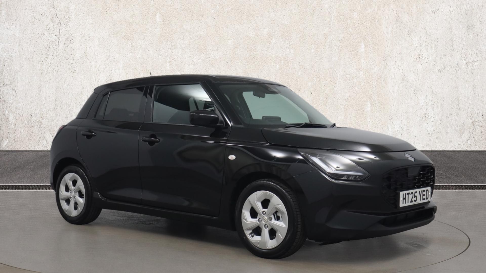 Main listing image - Suzuki Swift