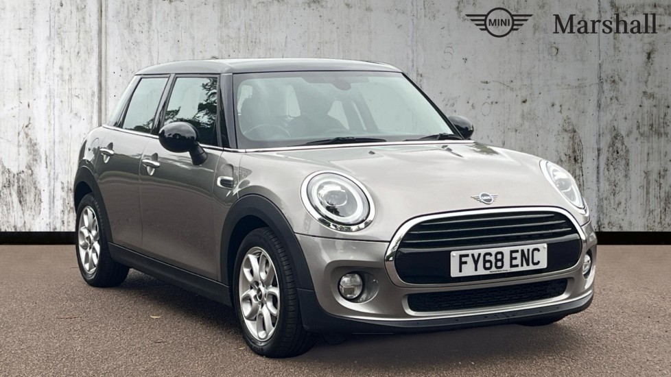 Main listing image - MINI Hatchback 5dr