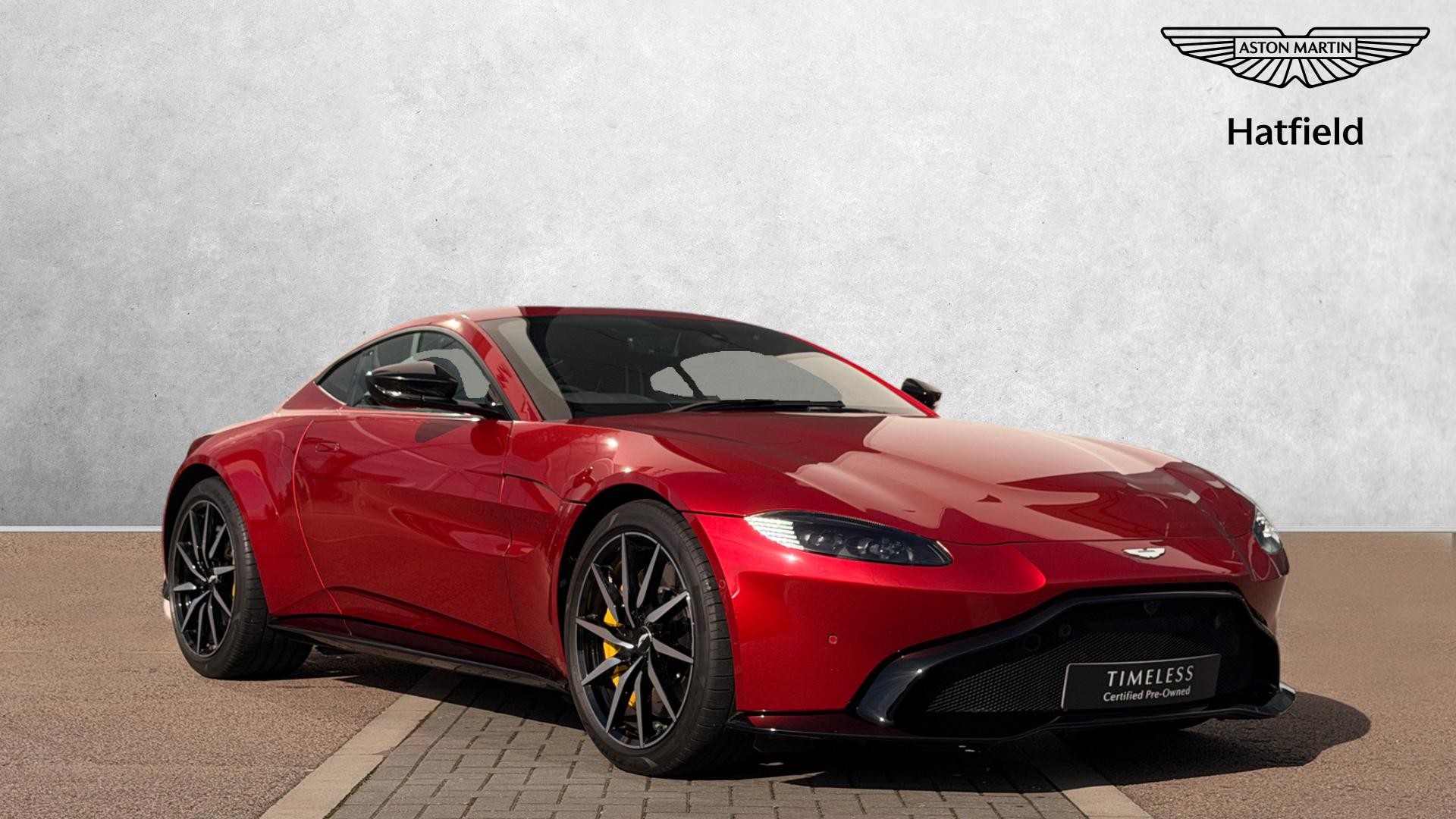 Main listing image - Aston Martin Vantage