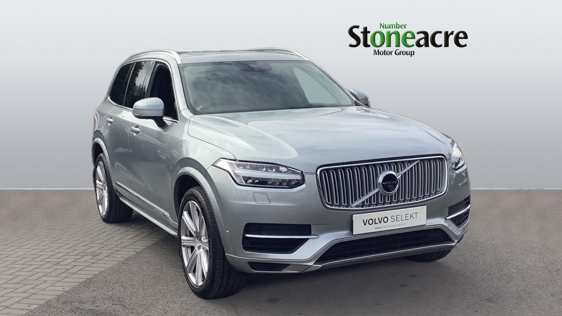 Main listing image - Volvo XC90