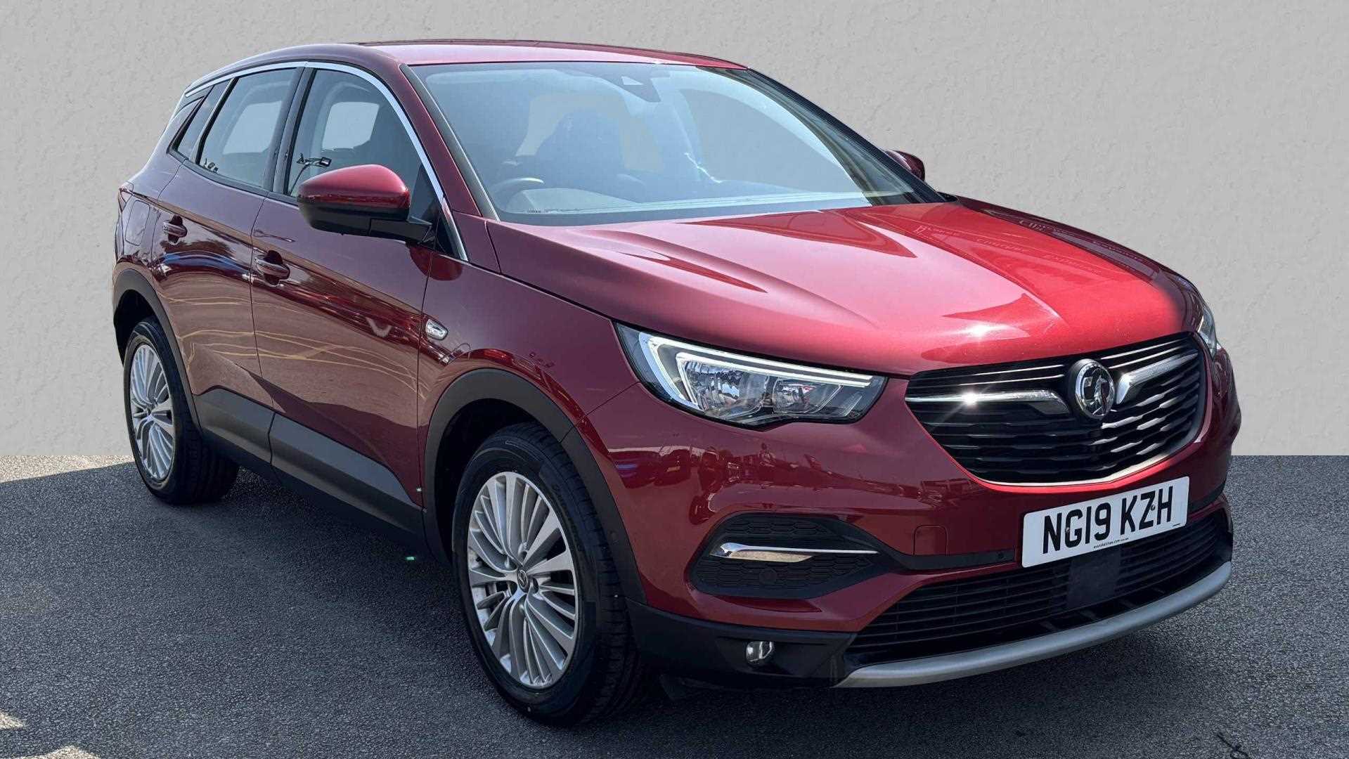 Main listing image - Vauxhall Grandland X