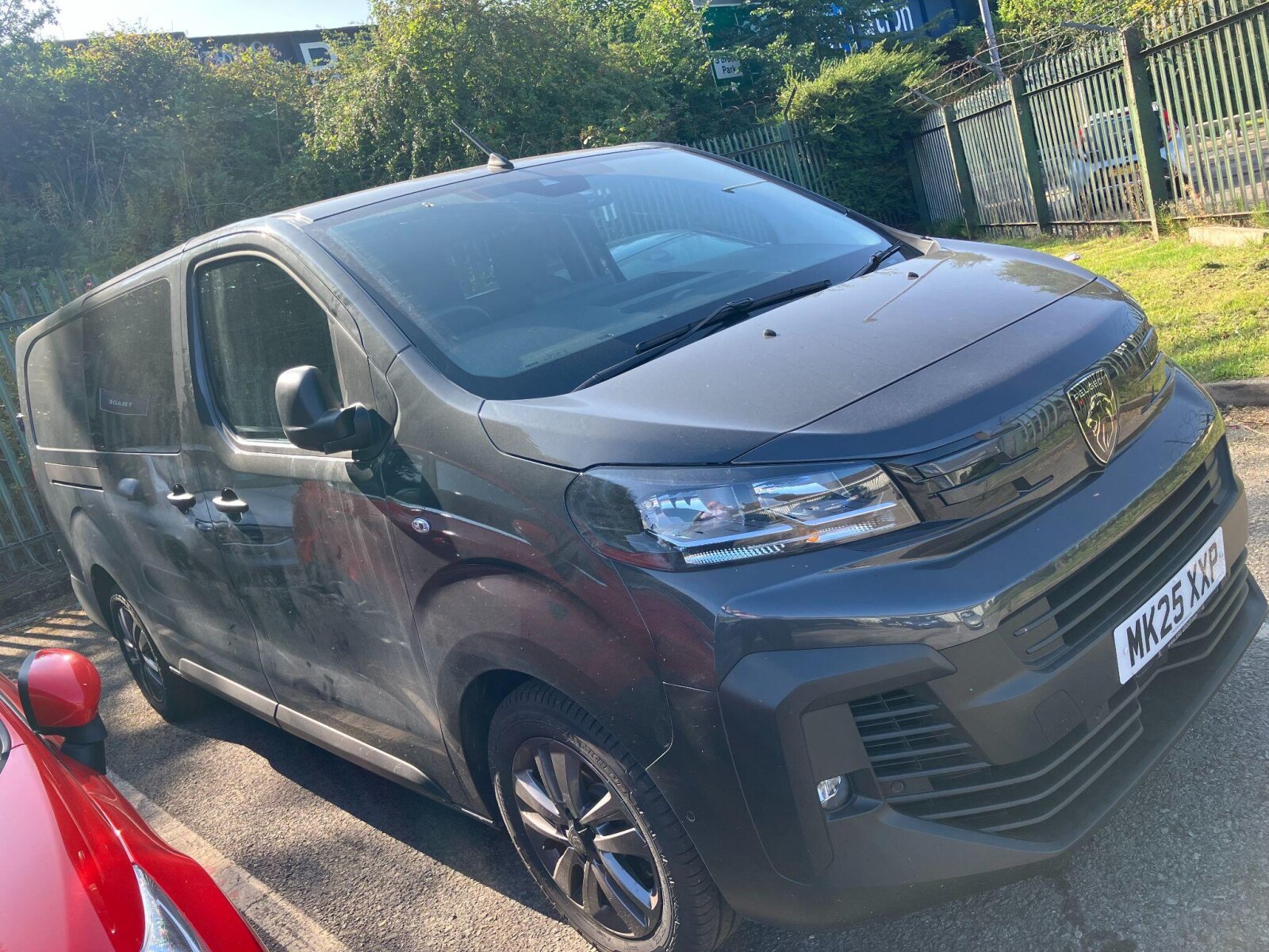 Main listing image - Peugeot Expert