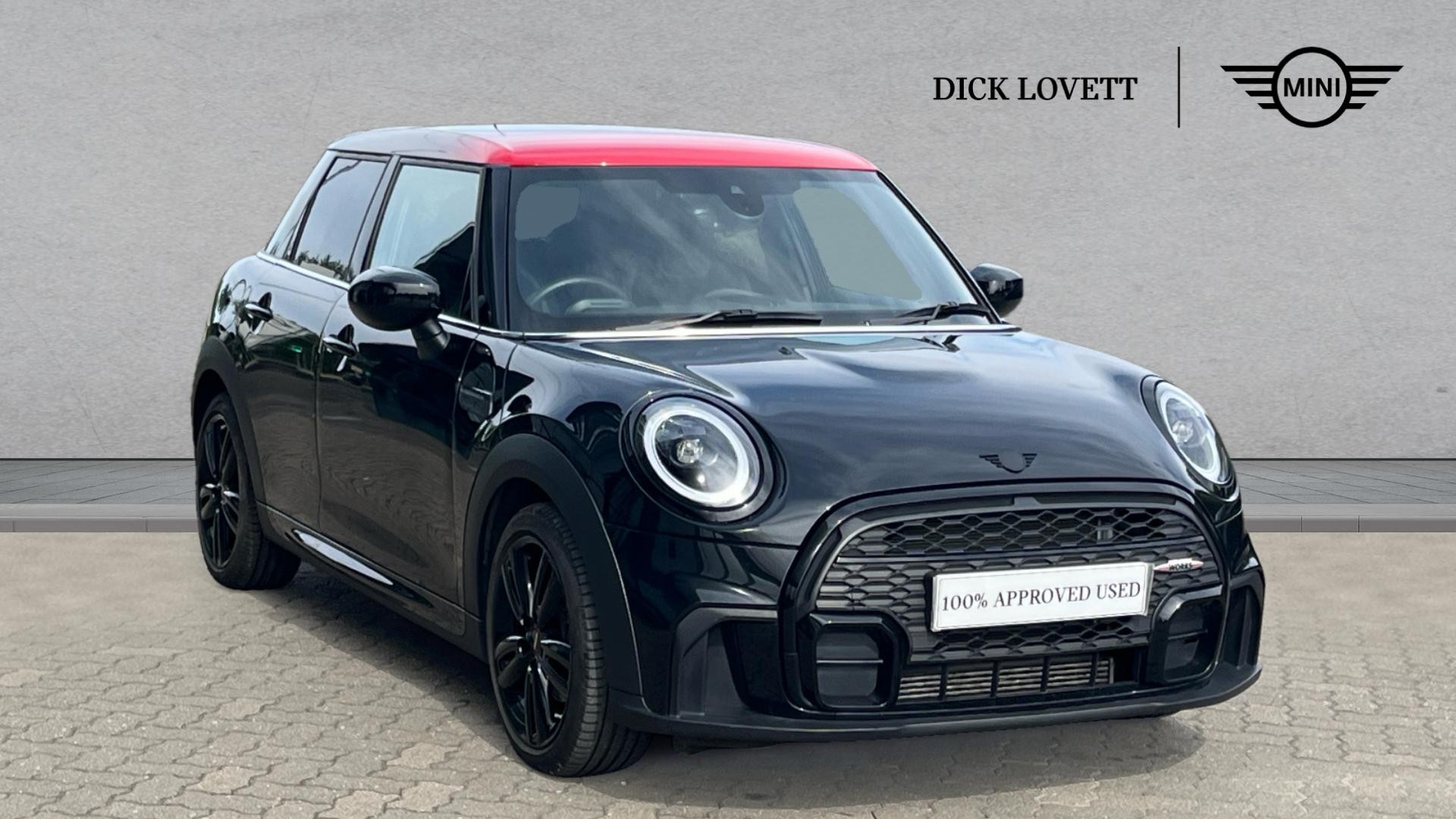 Main listing image - MINI Hatchback 5dr