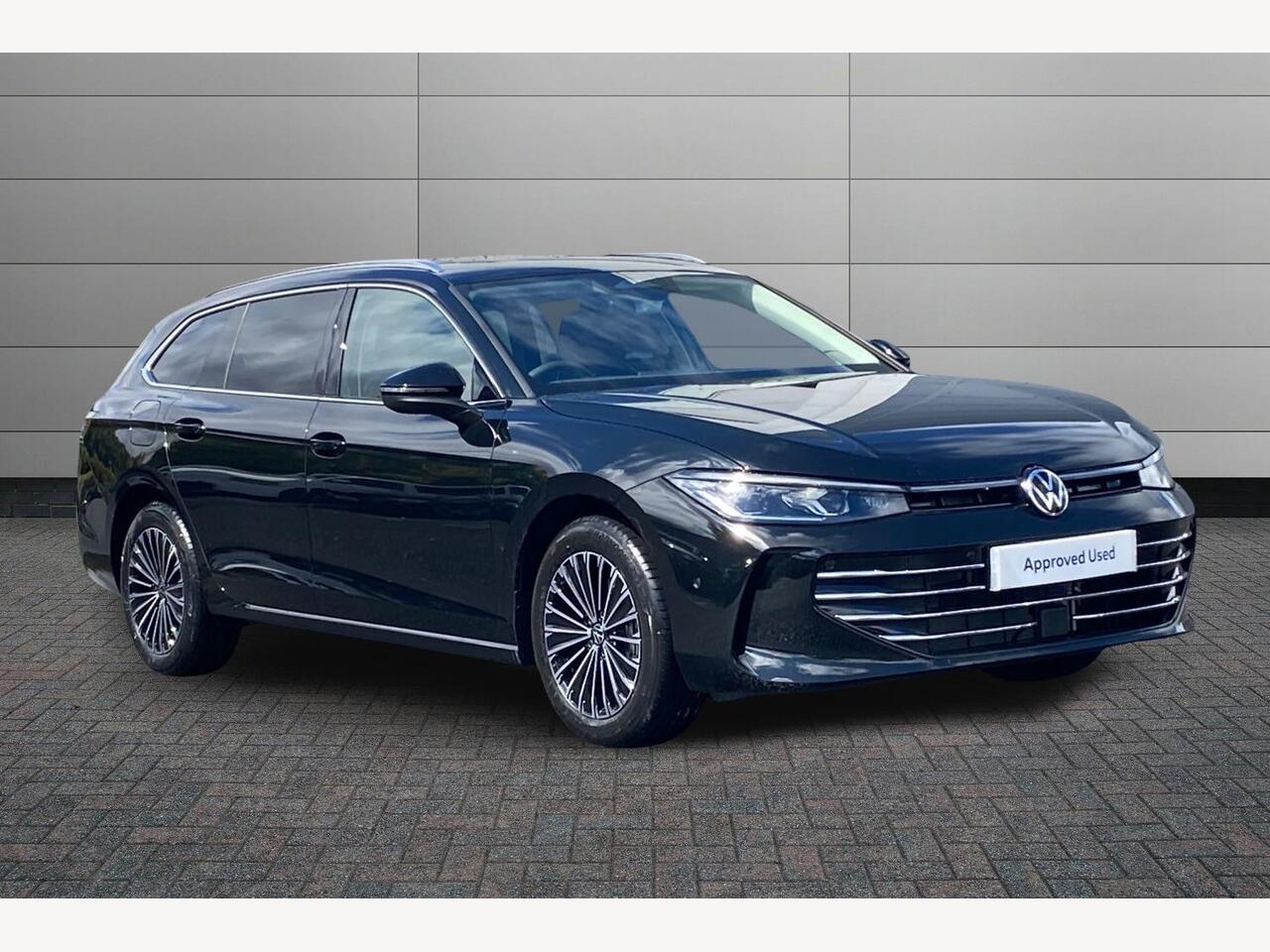 Main listing image - Volkswagen Passat