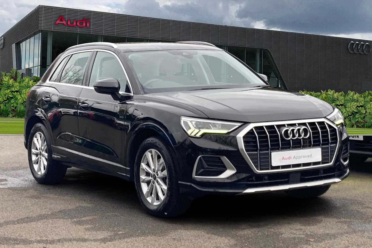 Main listing image - Audi Q3