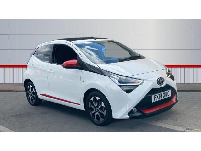 Main listing image - Toyota Aygo