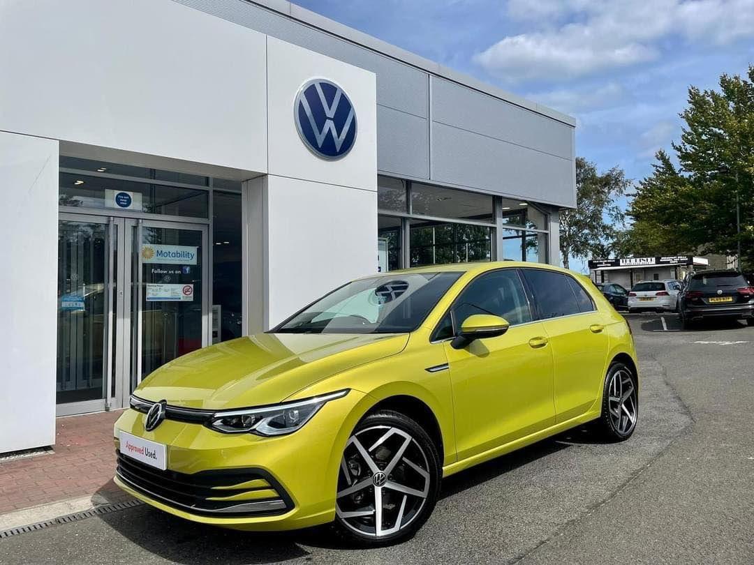Main listing image - Volkswagen Golf