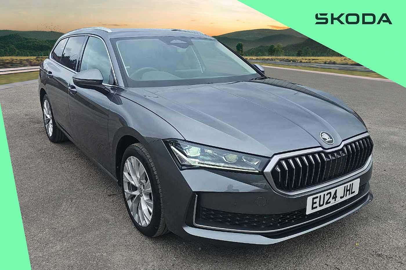 Main listing image - Skoda Superb Estate