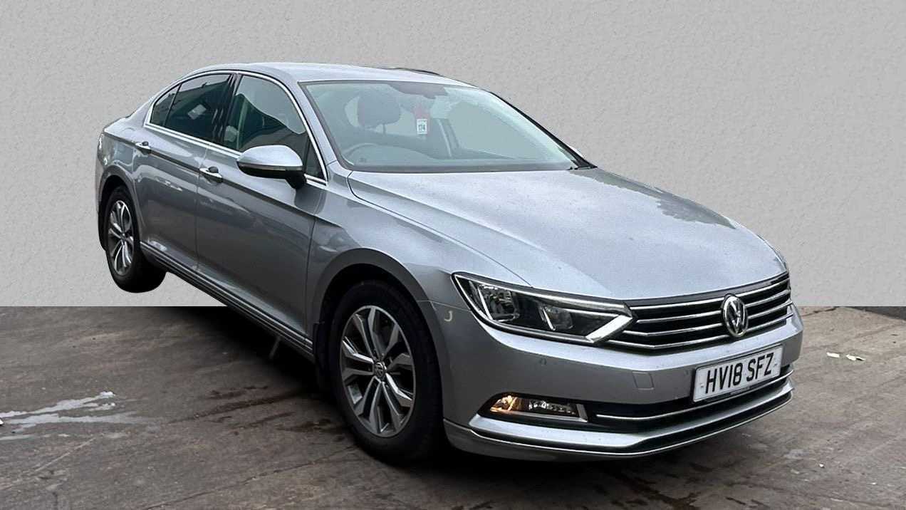 Main listing image - Volkswagen Passat