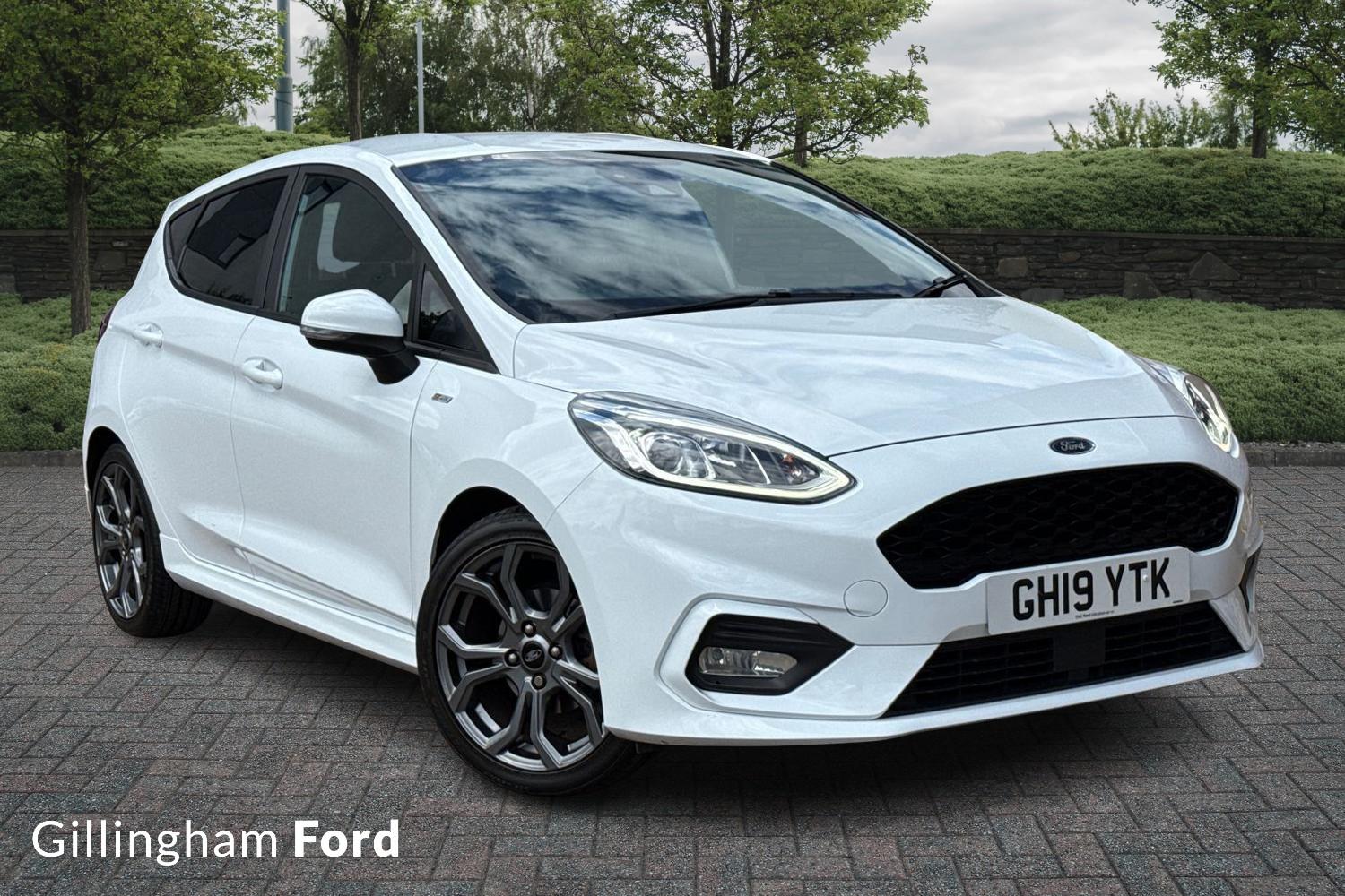 Main listing image - Ford Fiesta