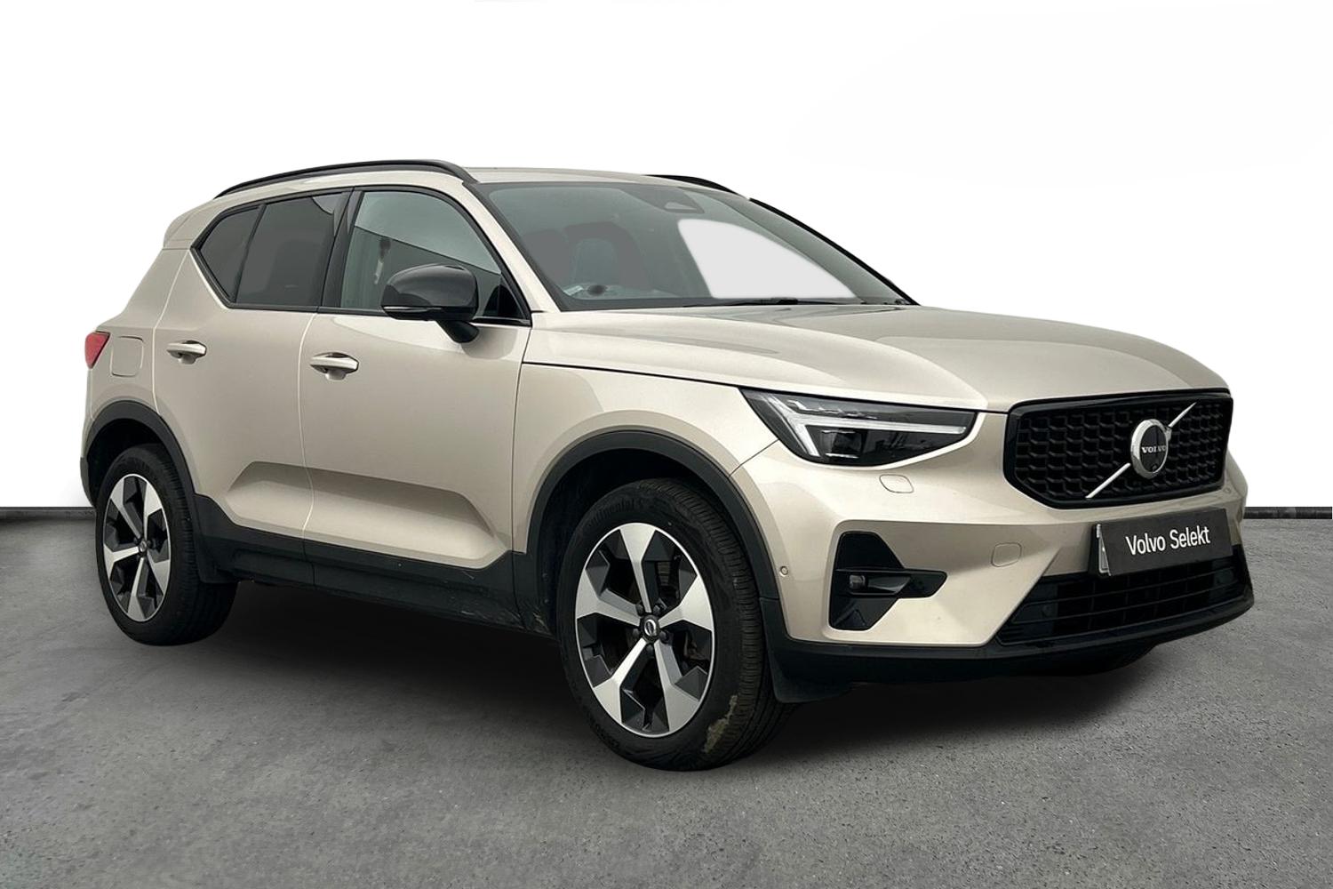 Main listing image - Volvo XC40