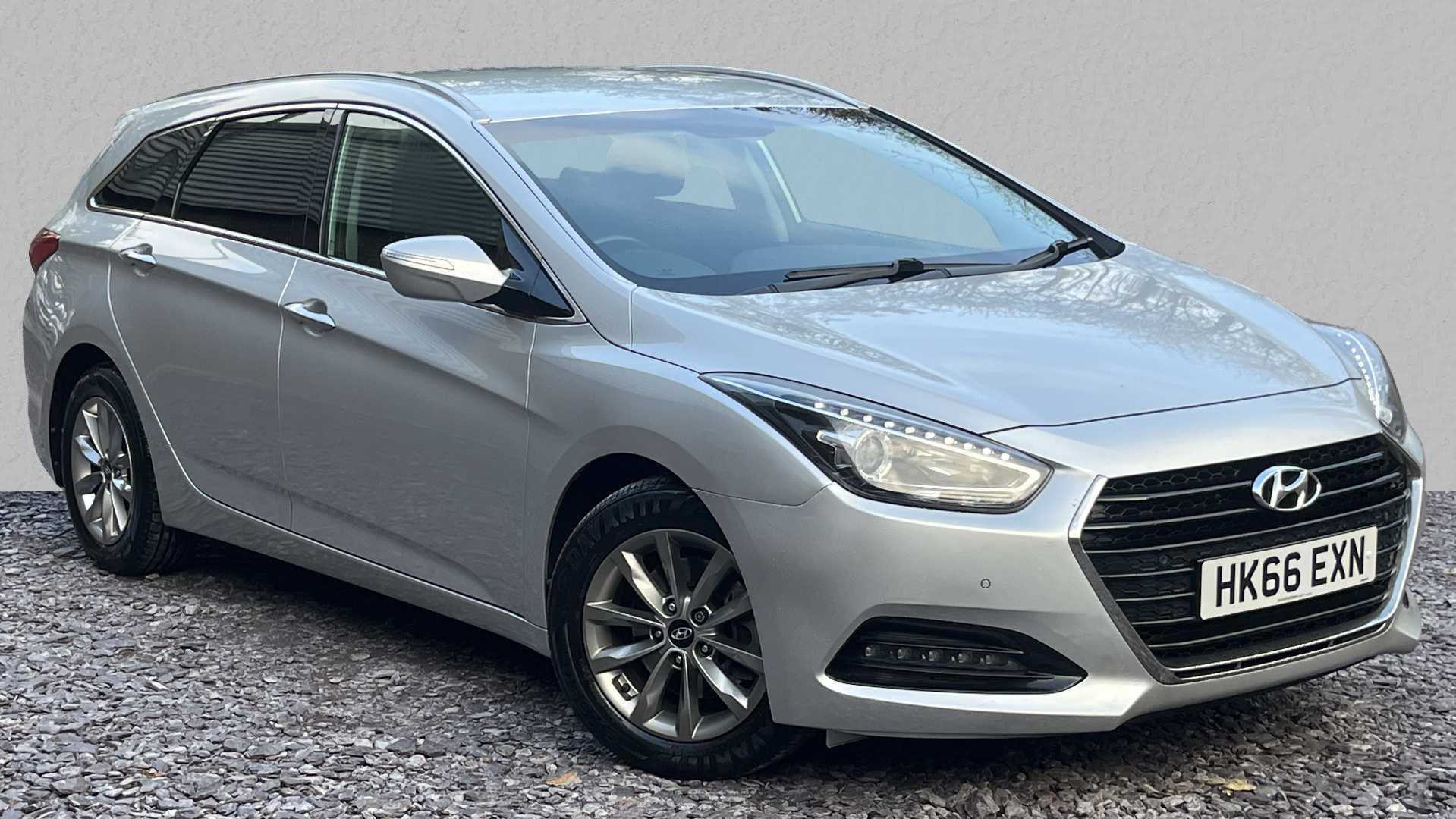 Main listing image - Hyundai i40